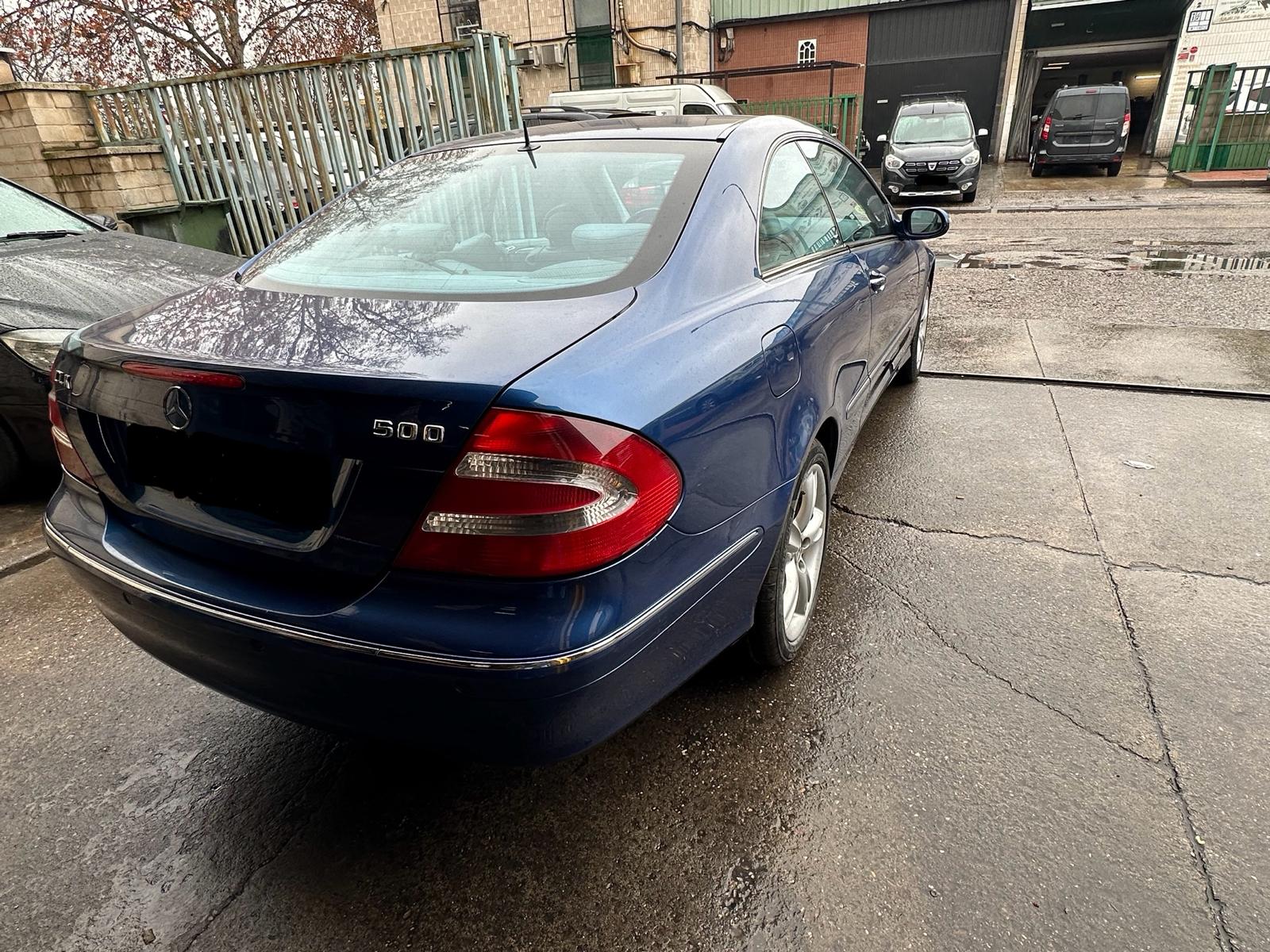 
								Mercedes CLK 500 full									