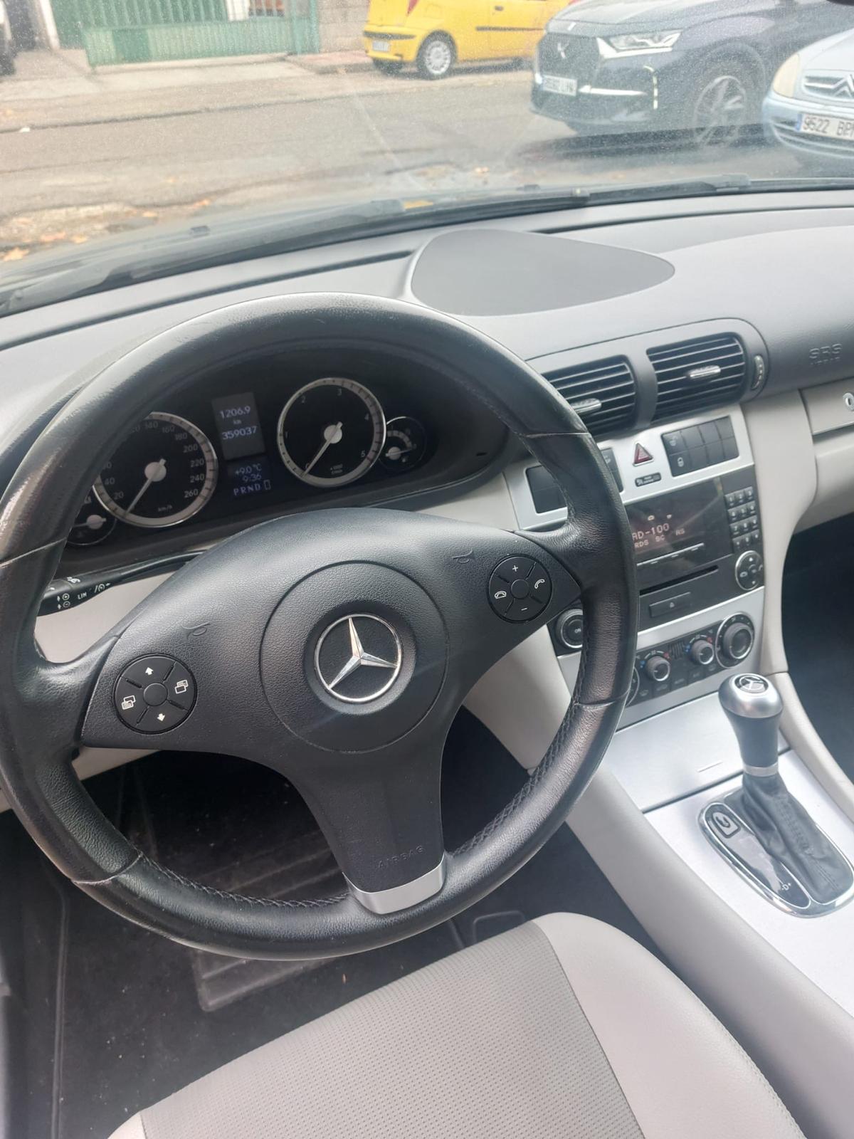 
								Mercedes CLC 220 full									