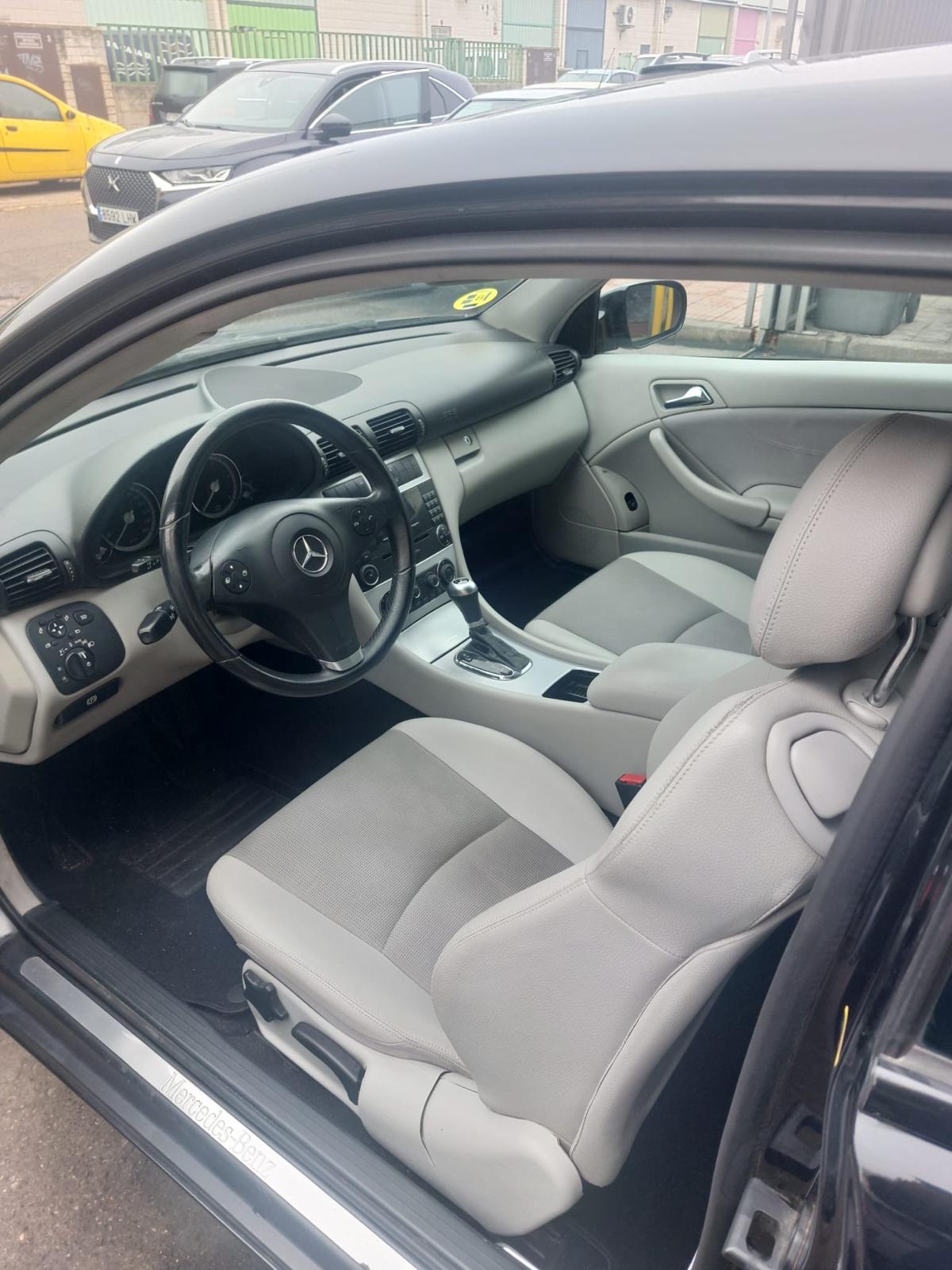 
								Mercedes CLC 220 full									
