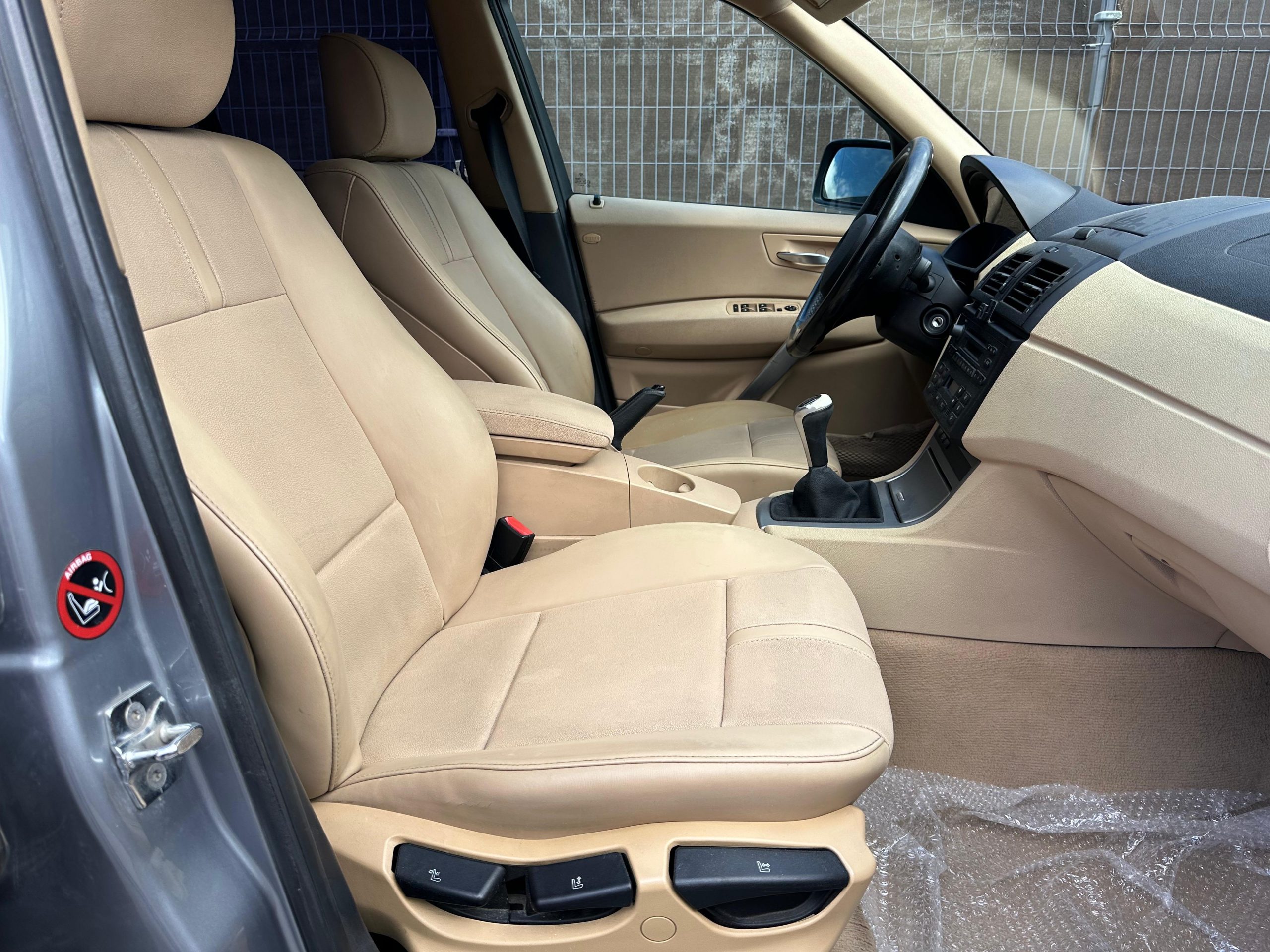 
								BMW X3 full									
