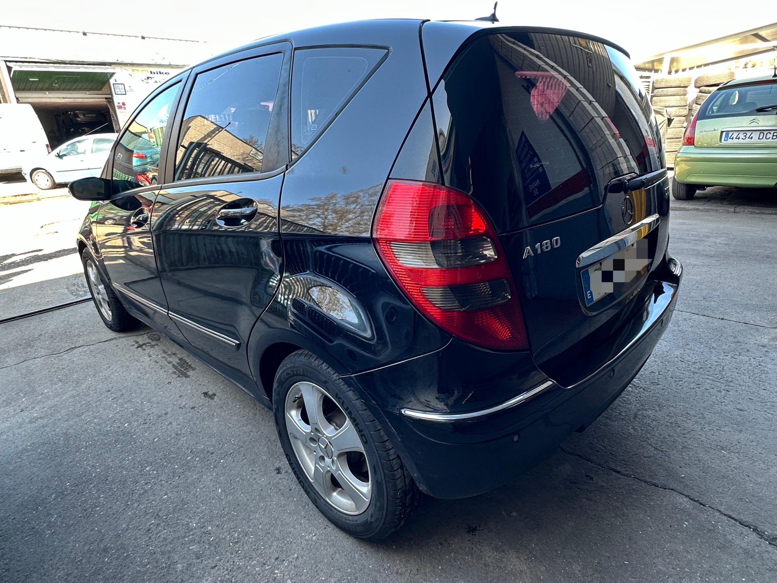 
								MERCEDES CLASE A180 full									