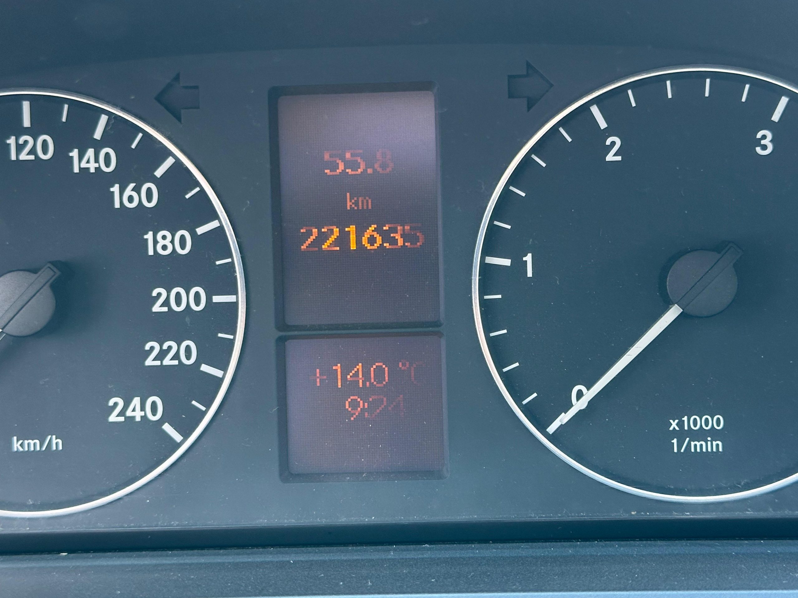 
								MERCEDES CLASE A180 full									