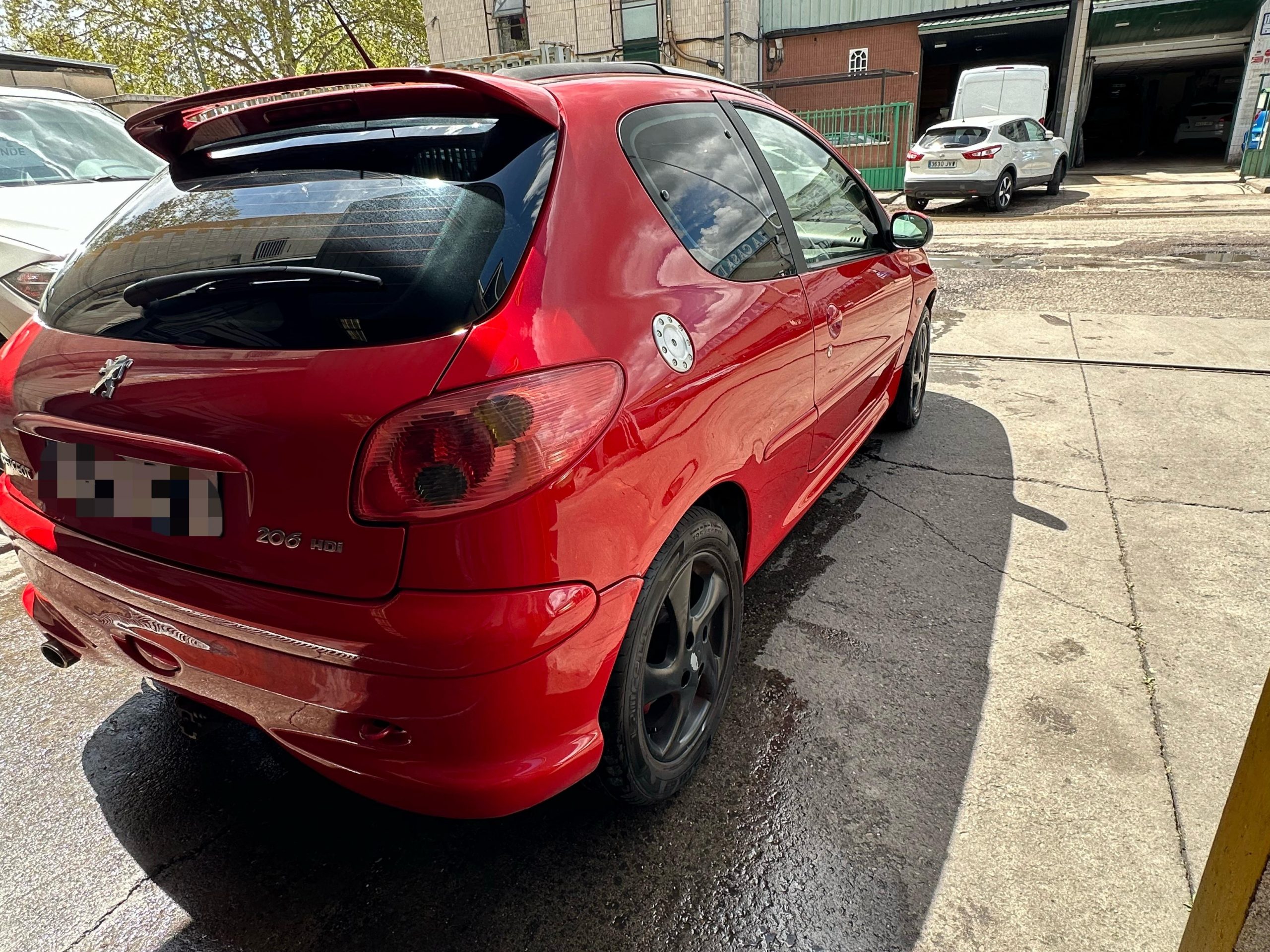 
								PEUGEOT 206 HDI XS full									