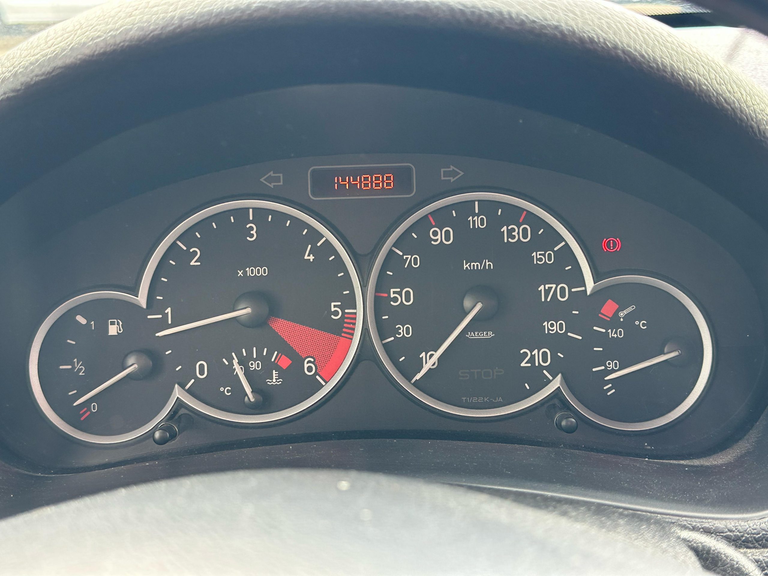
								PEUGEOT 206 HDI XS full									