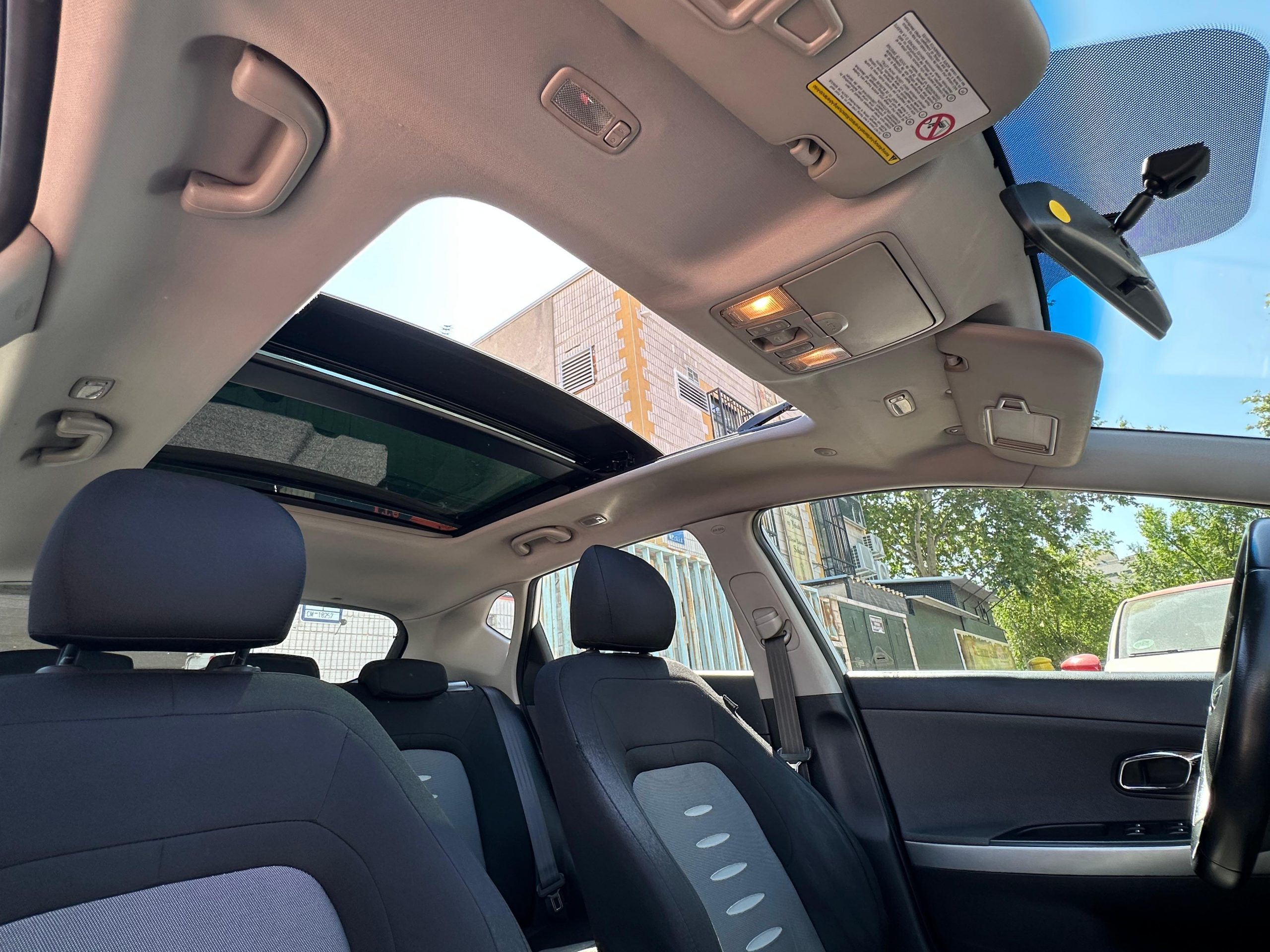 
								KIA Cee´d full									