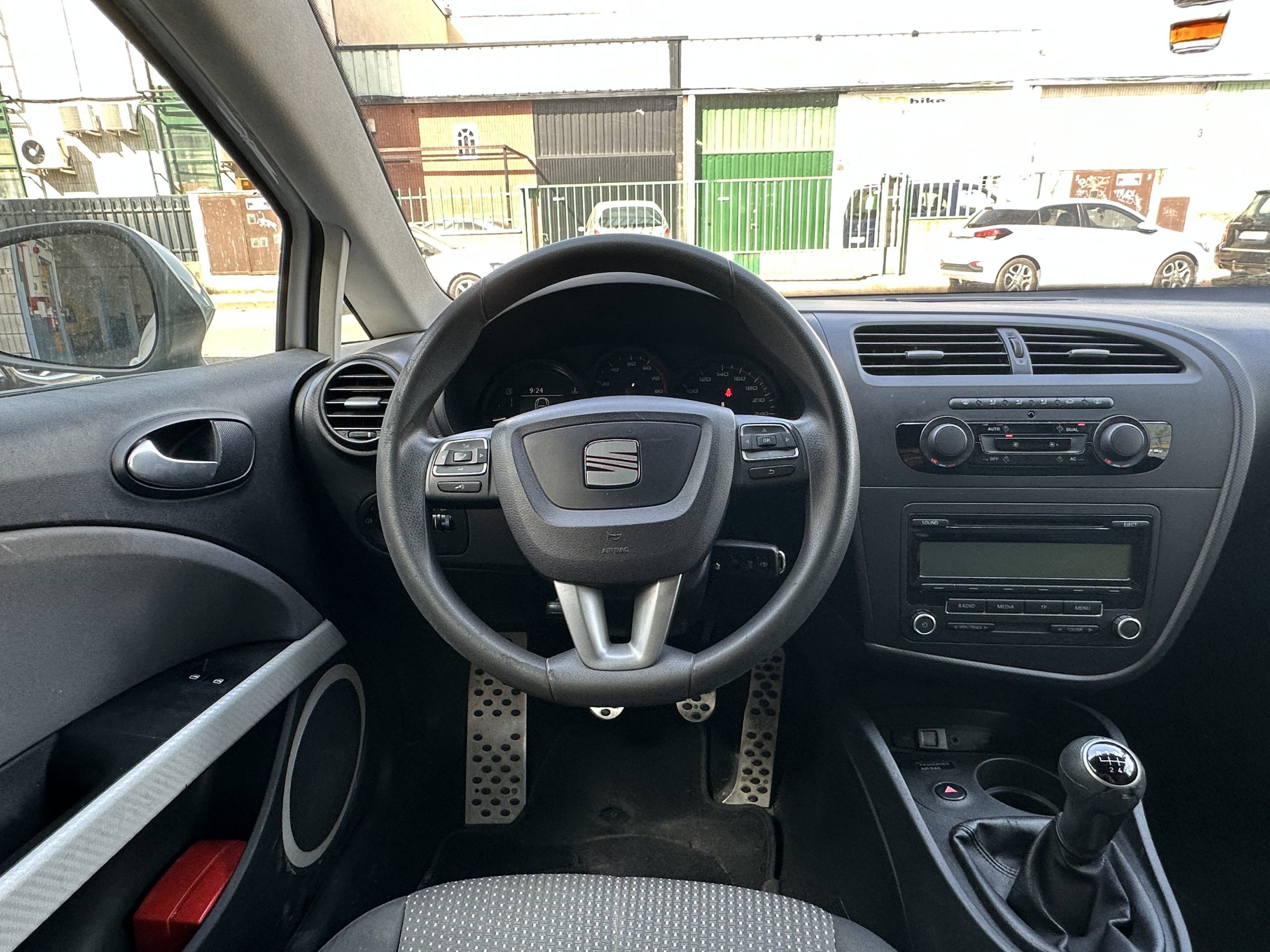 
								SEAT LEÓN full									