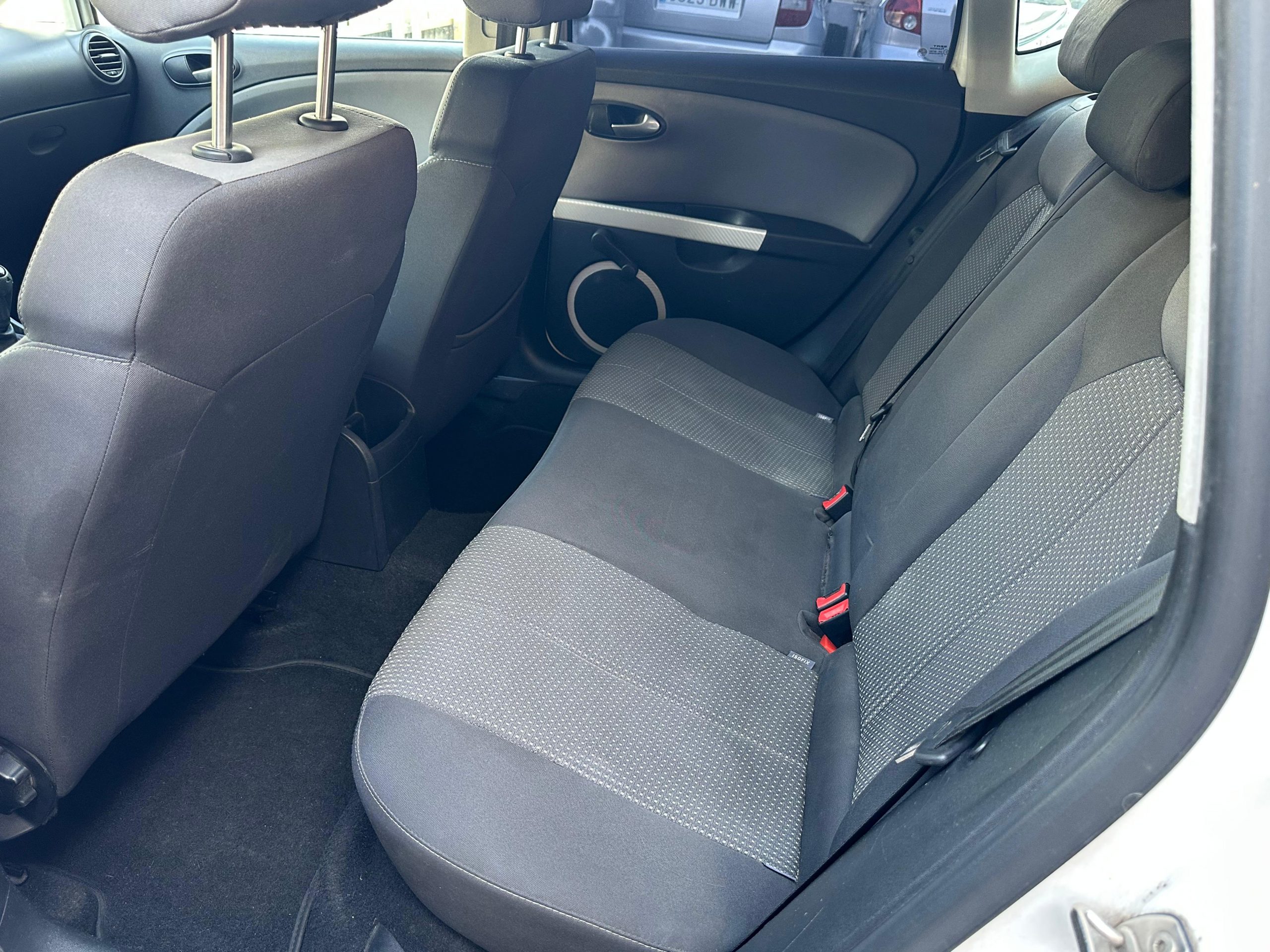 
								SEAT LEÓN full									