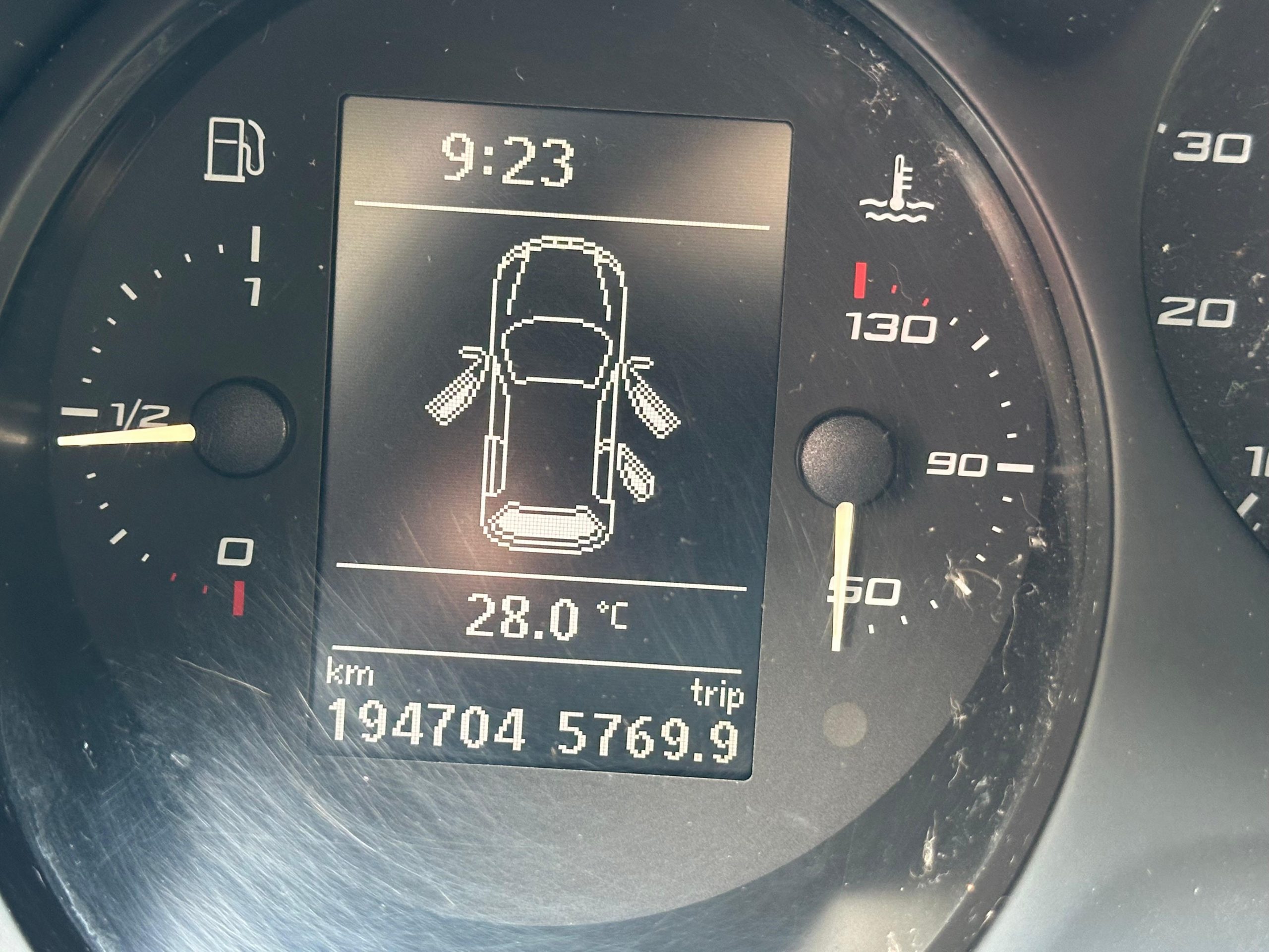 
								SEAT LEÓN full									