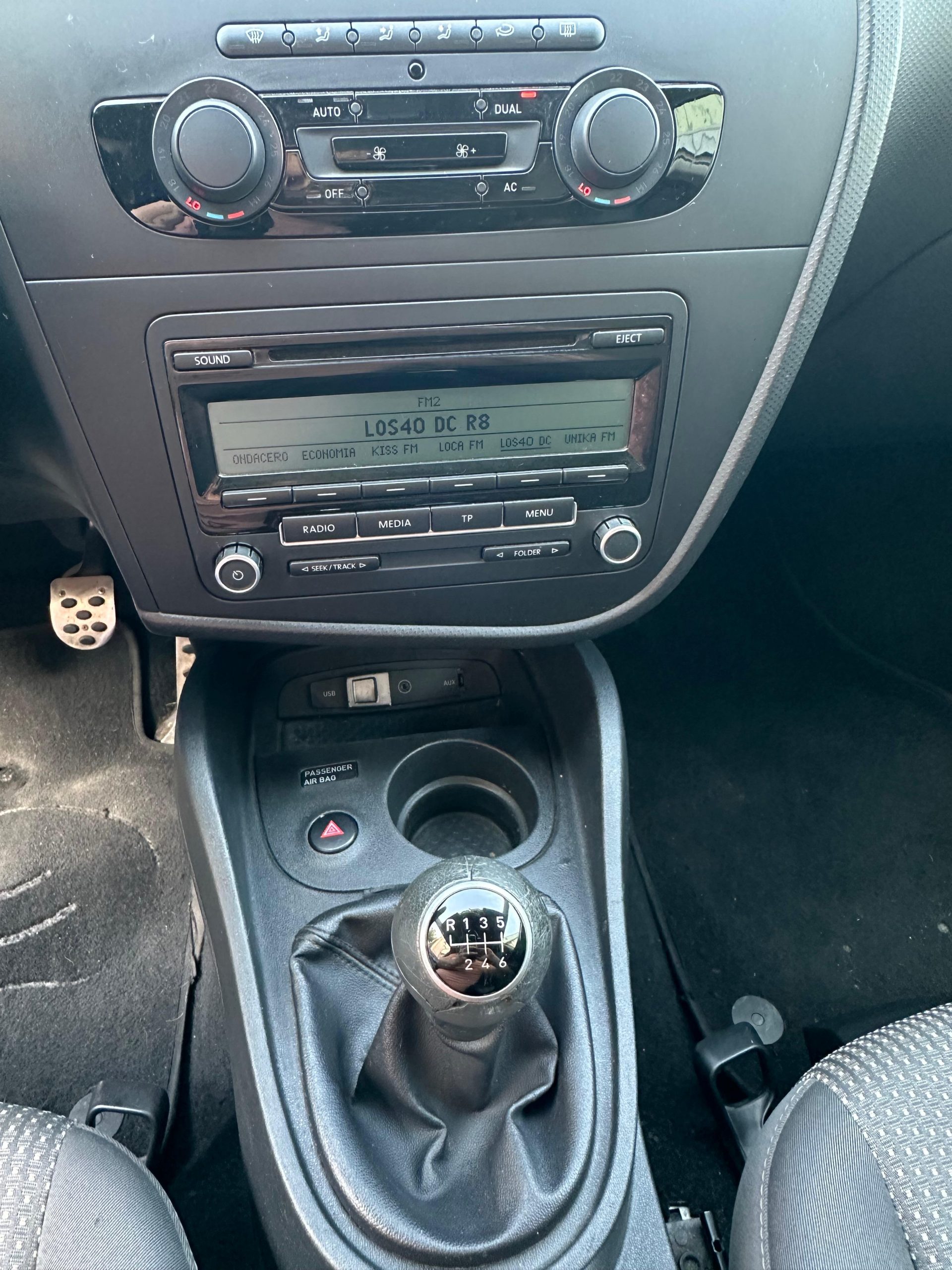 
								SEAT LEÓN full									
