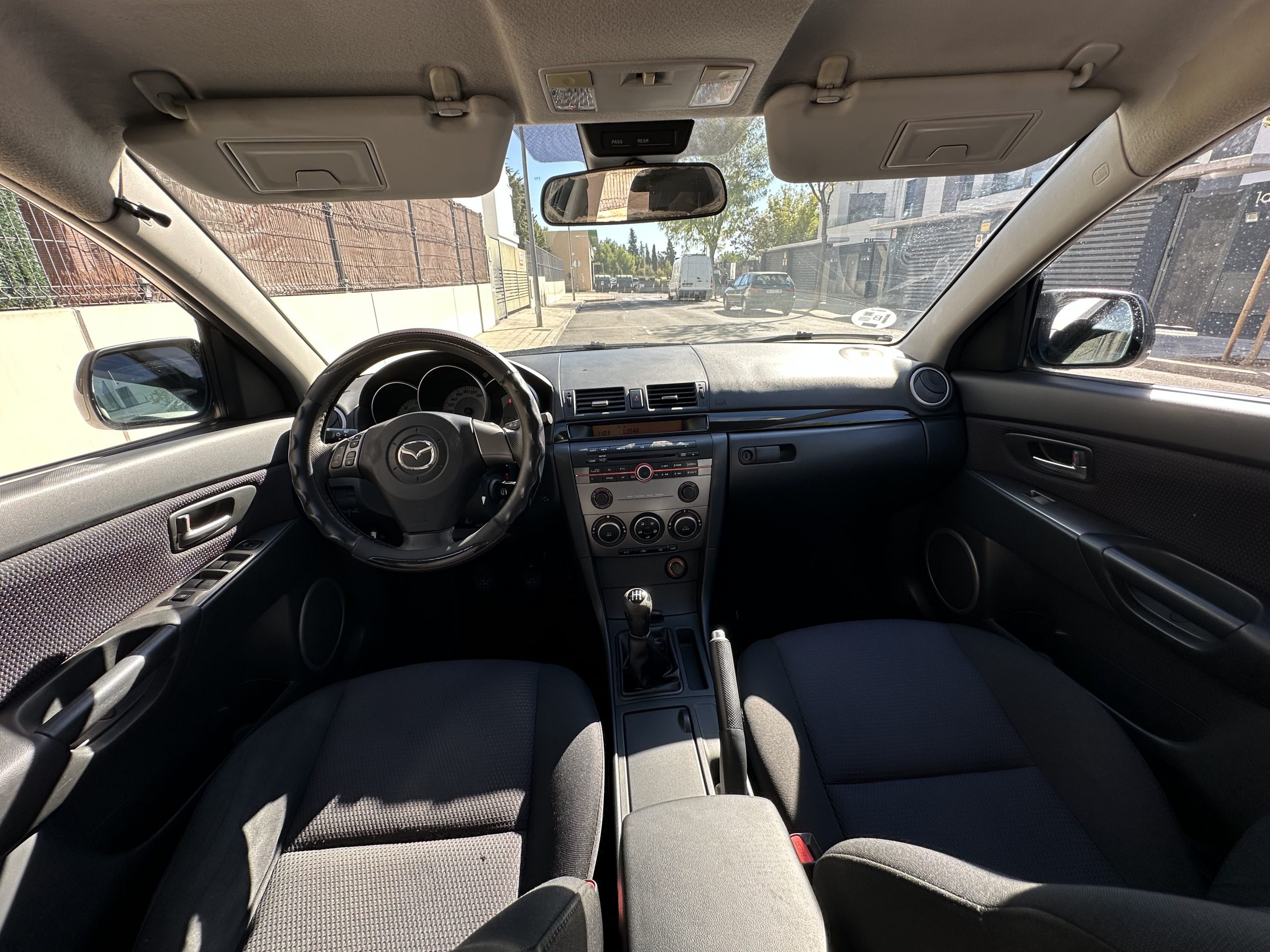 
								Mazda 3 2011 full									