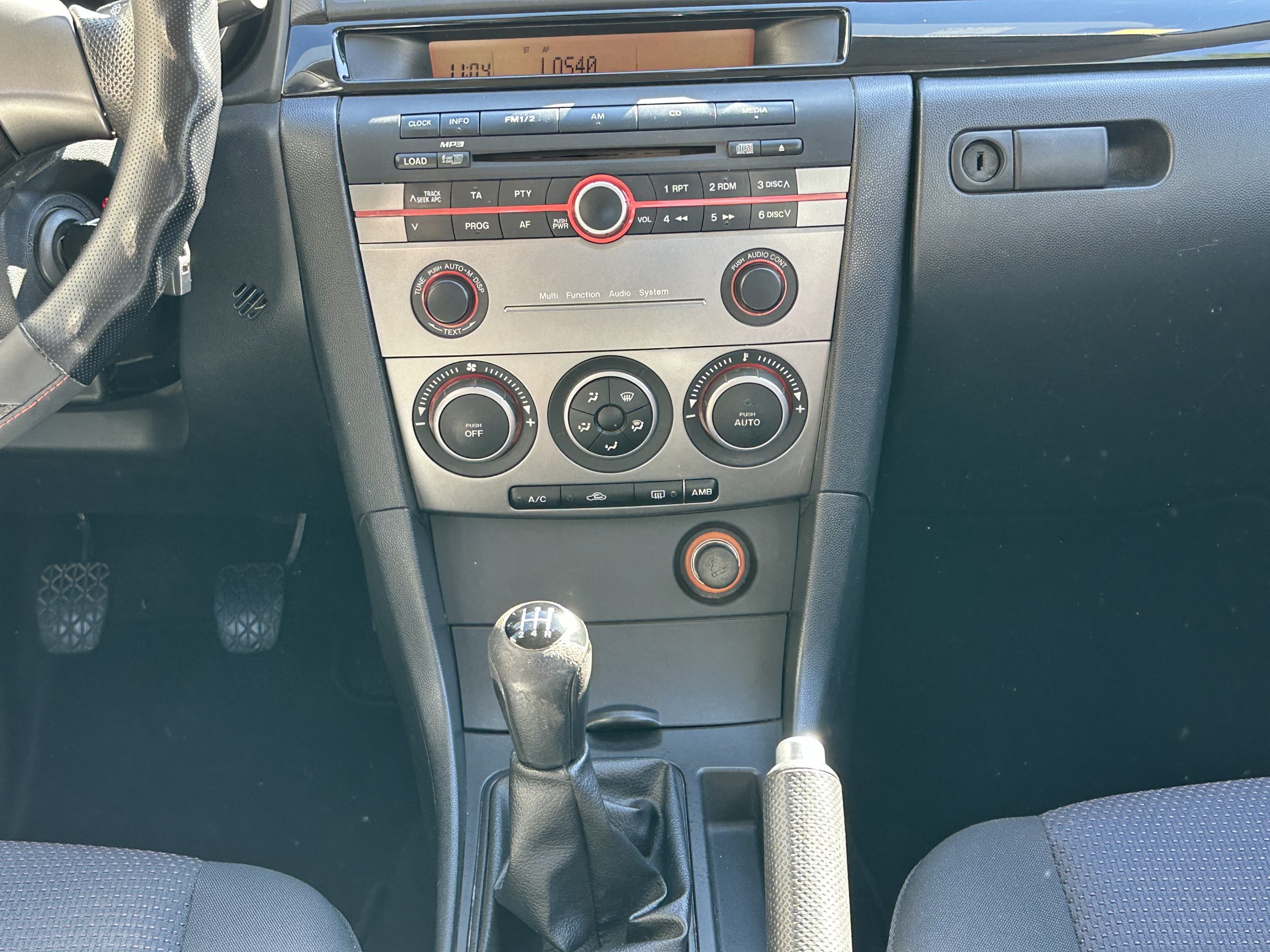
								Mazda 3 2011 full									