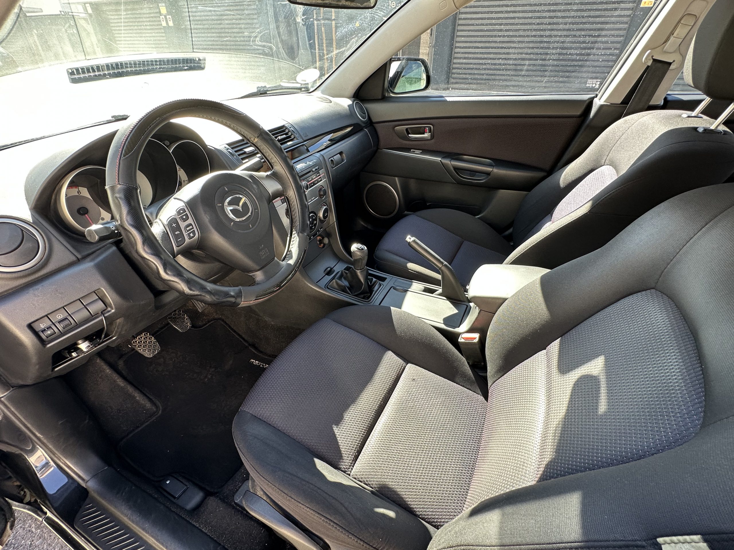 
								Mazda 3 2011 full									