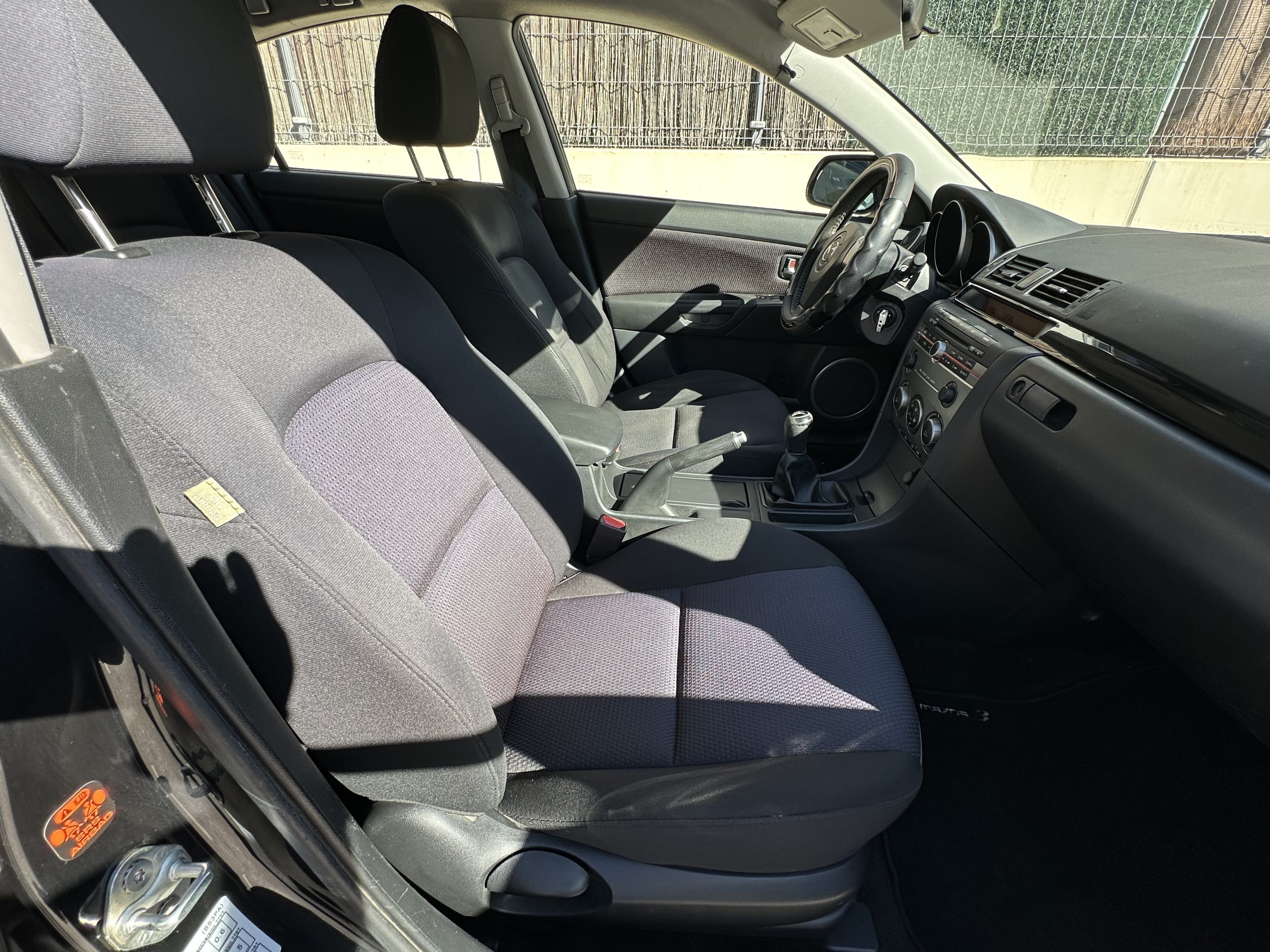 
								Mazda 3 2011 full									