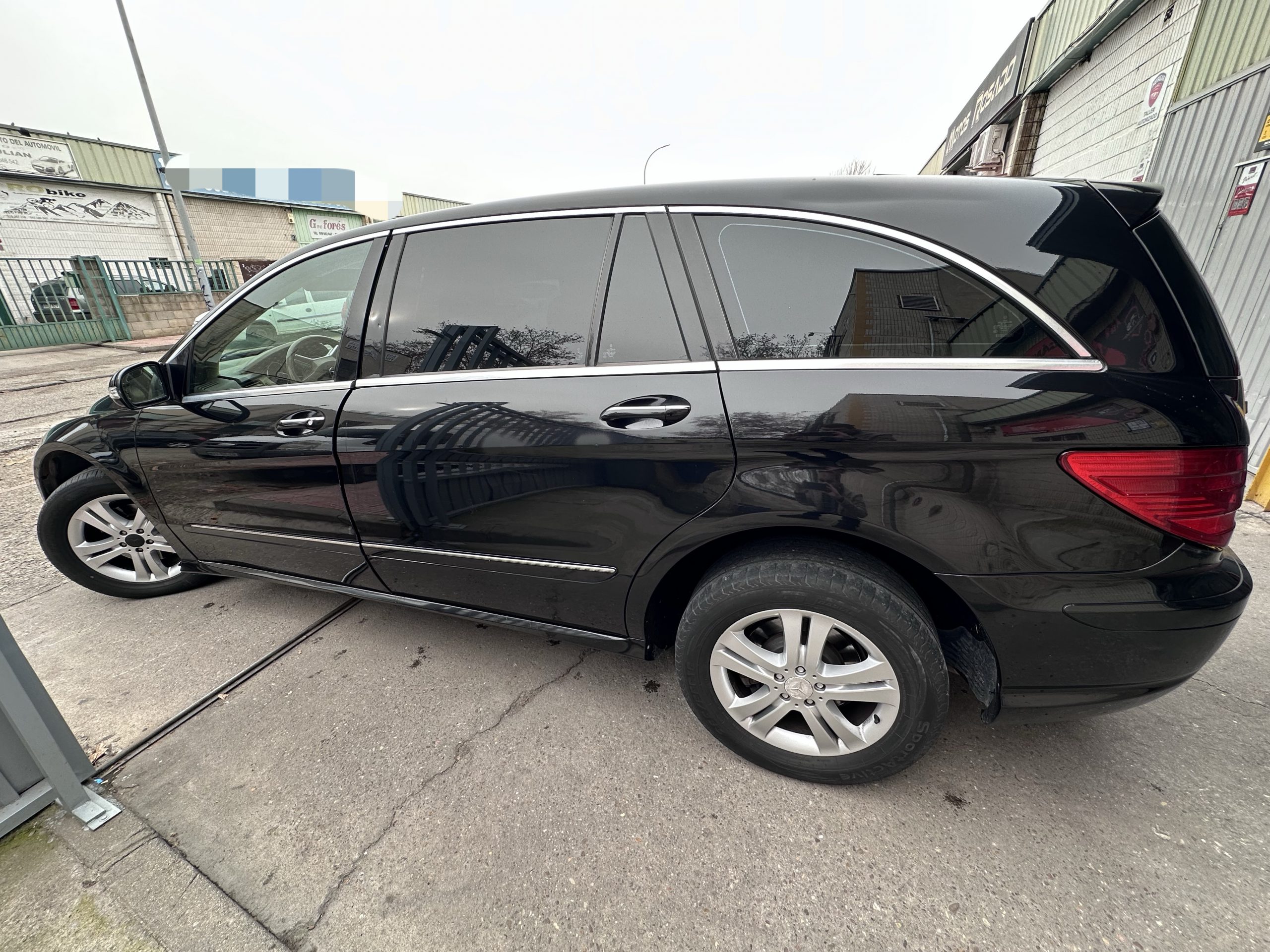 
								MERCEDES CLASE R 280 full									