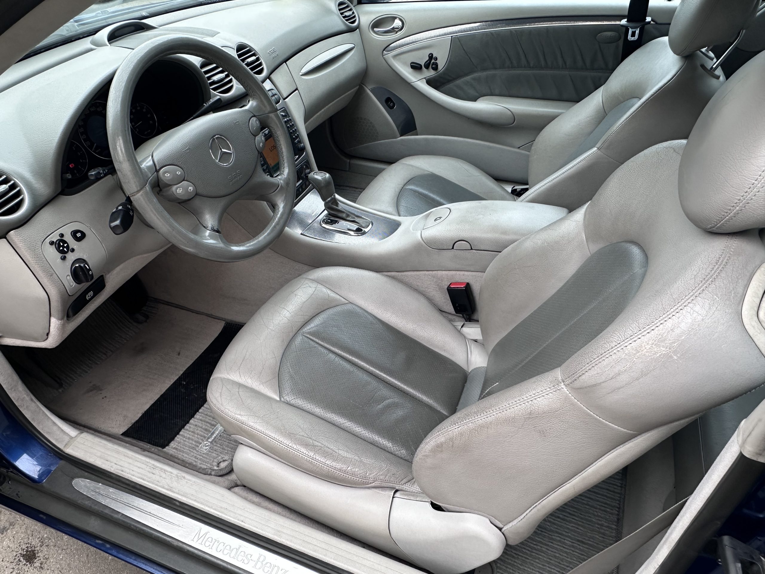 
								Mercedes CLK 500 full									