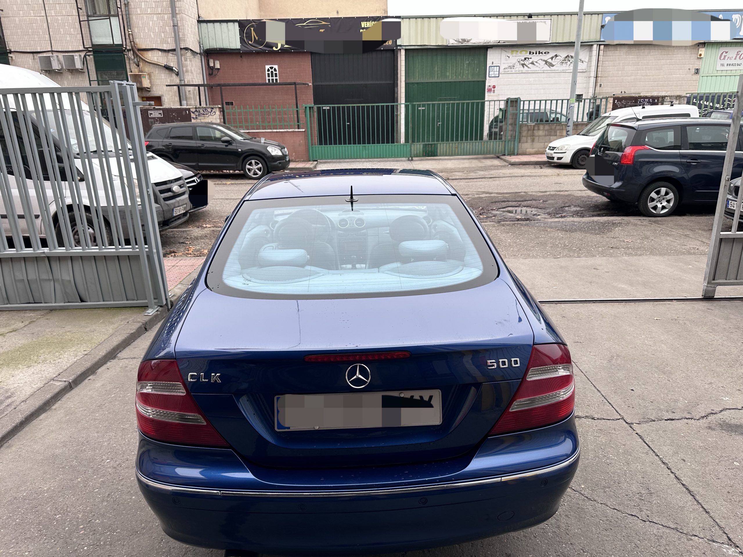 
								Mercedes CLK 500 full									