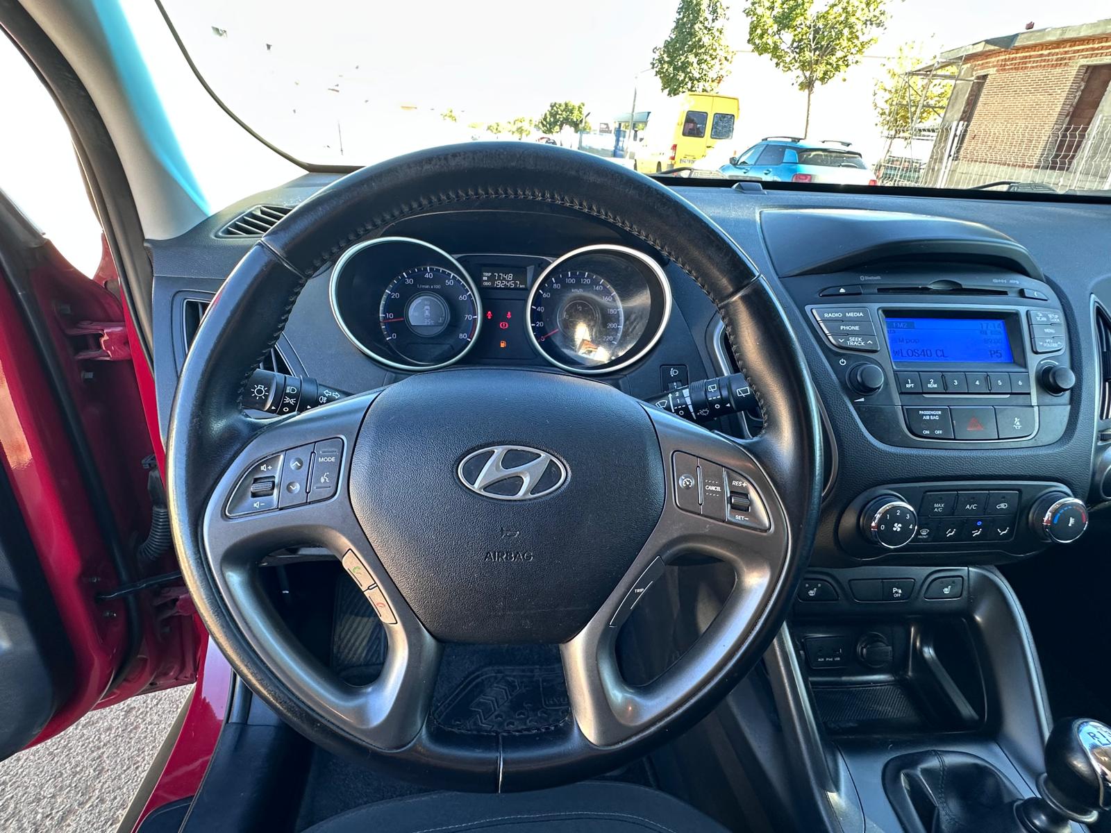 
								HYUNDAI IX 35 2014 full									
