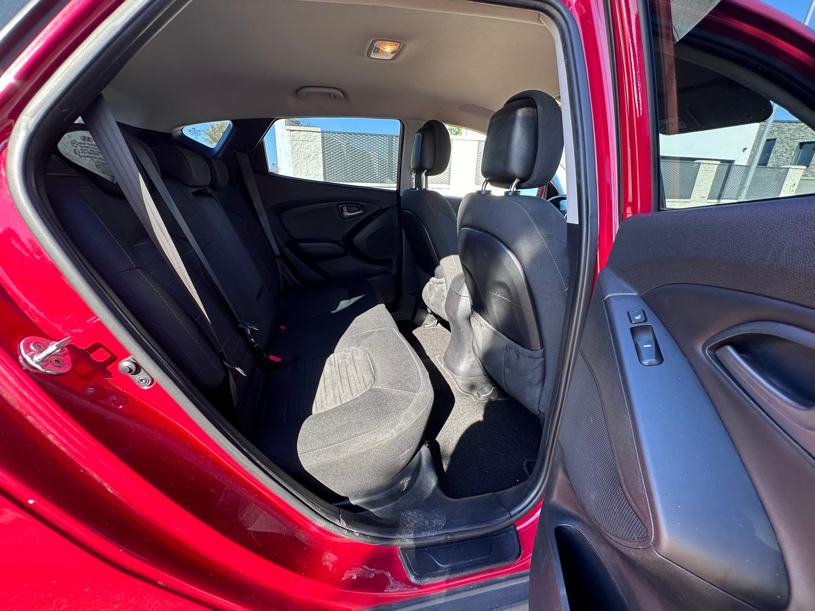 
								HYUNDAI IX 35 2014 full									