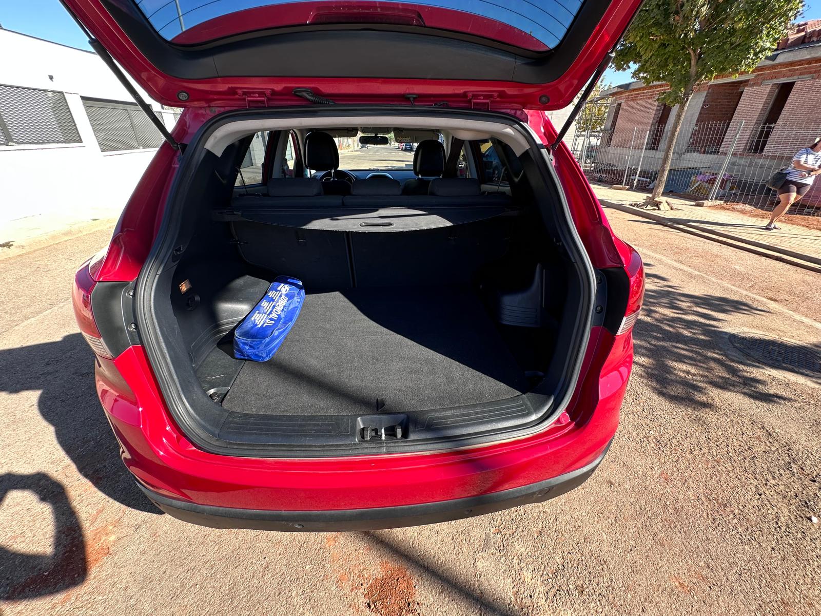 
								HYUNDAI IX 35 2014 full									
