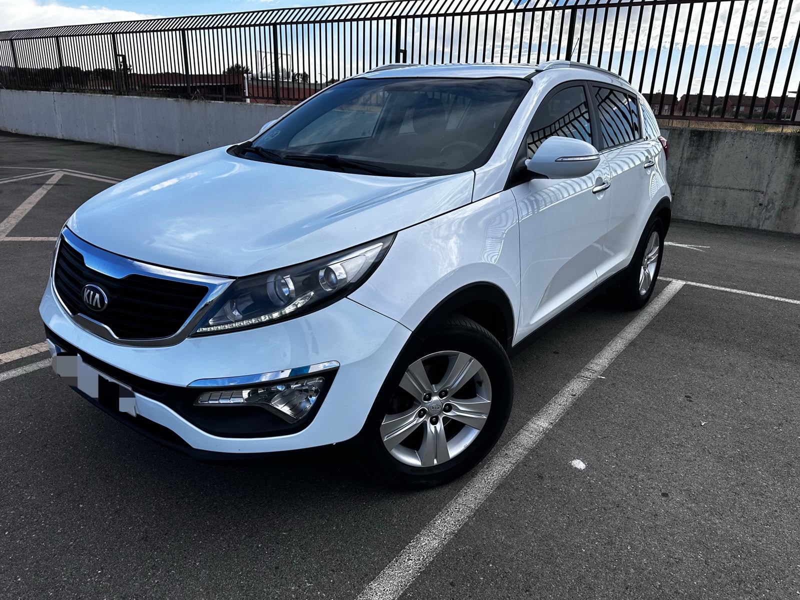 
								Kia Sportage 2013 full									
