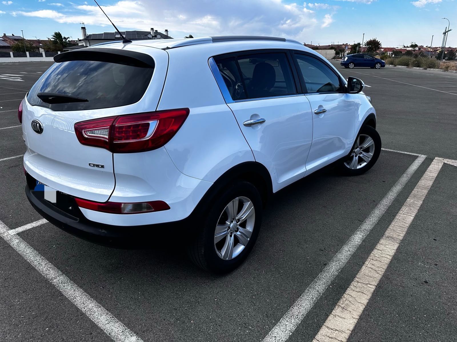 
								Kia Sportage 2013 full									