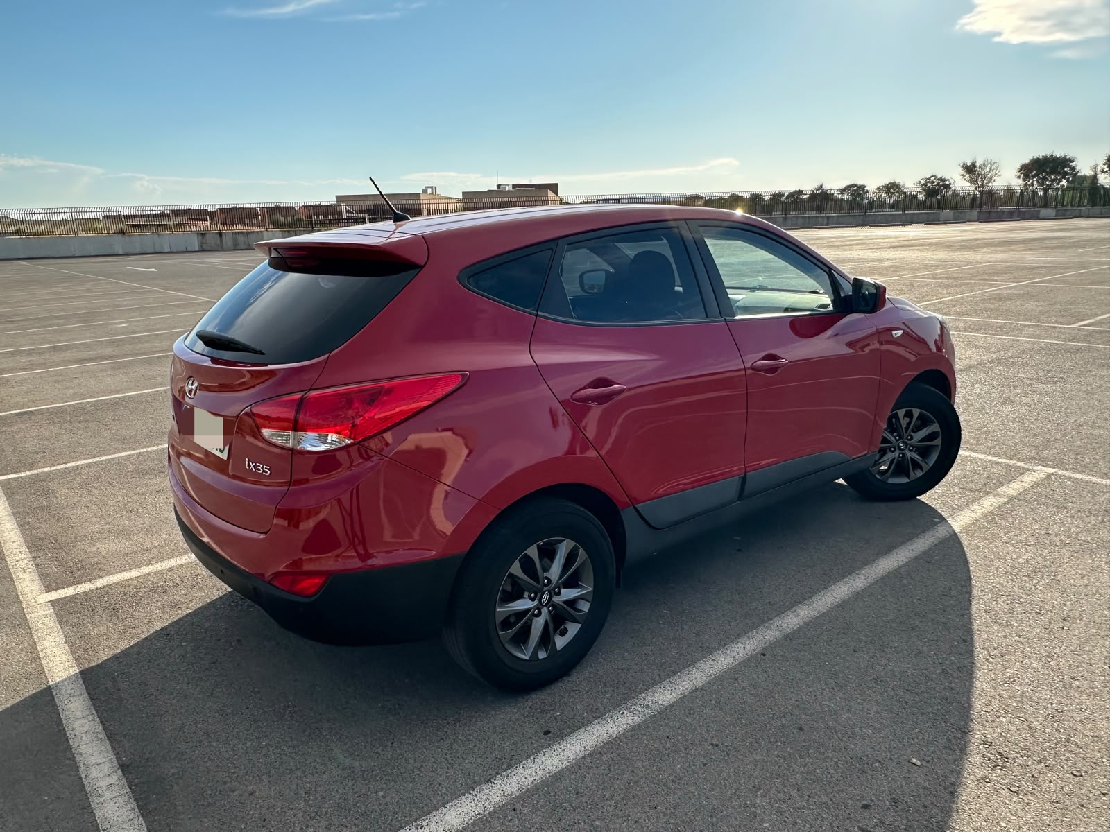 
								HYUNDAI IX 35 2014 full									