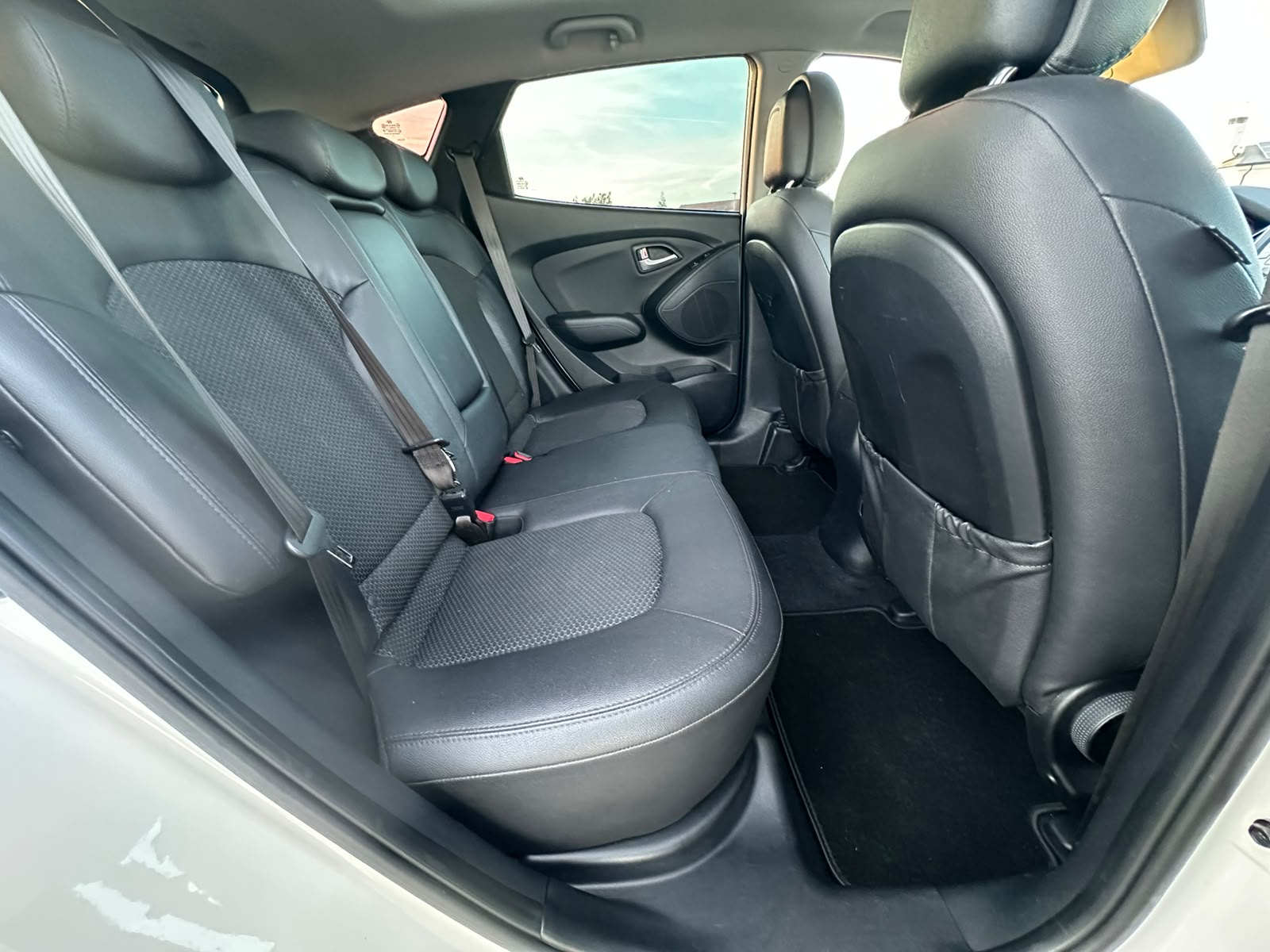 
								HYUNDAI IX 35 2013 full									